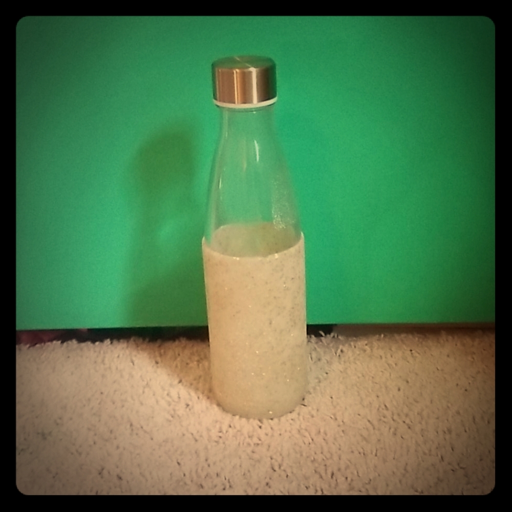 Sparkling water bottle